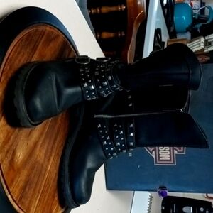 Women's Harley riding boots
